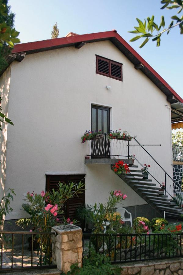 Apartments With A Parking Space Selce, Crikvenica - 5531 Eksteriør bilde